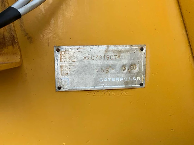 1988 caterpillar 953 bulldozer - afbeelding 32 van  38