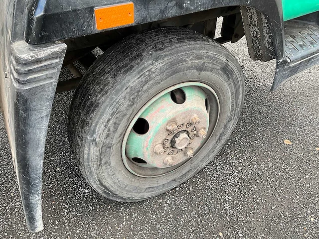 1988 daf 800 kipper vrachtwagen met kraan - afbeelding 6 van  33