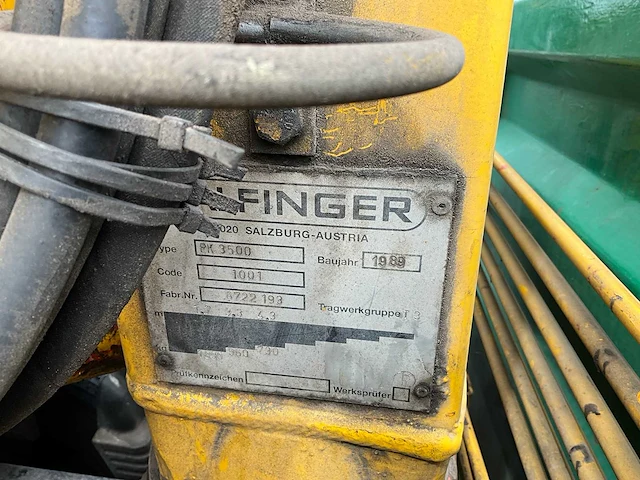 1988 daf 800 kipper vrachtwagen met kraan - afbeelding 13 van  33