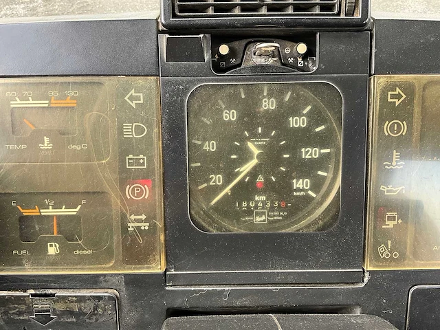 1988 daf 800 kipper vrachtwagen met kraan - afbeelding 20 van  33