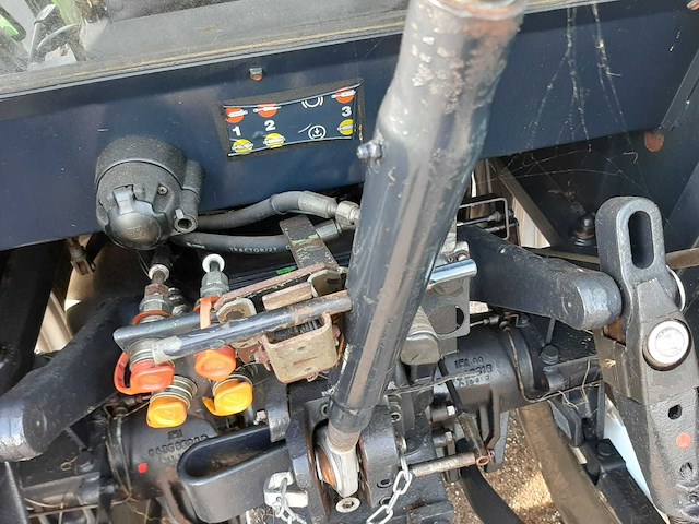 1988 deutz-fahr dx 3.50 vierwielaangedreven landbouwtractor - afbeelding 29 van  64