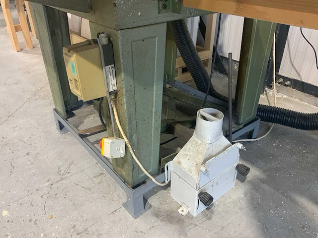 1988 dewalt 1600-s afkortcirkelzaagmachine - afbeelding 17 van  17