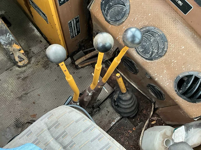 1988 dresser 515c shovel / wiellader - afbeelding 26 van  37