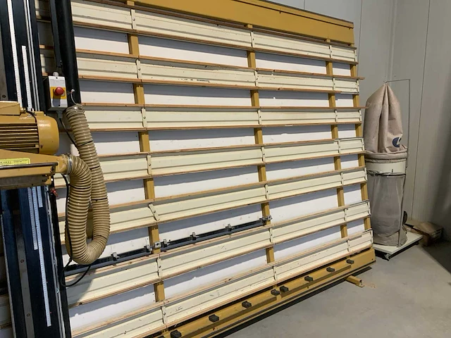 1988 elcon r-8 platen opdeelzaagmachine - afbeelding 14 van  14
