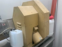 1988 herlitzius a90 kompakt roggebroodsnijmachine - afbeelding 13 van  13