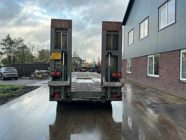 1988 kroger 130 dieplader - afbeelding 32 van  34