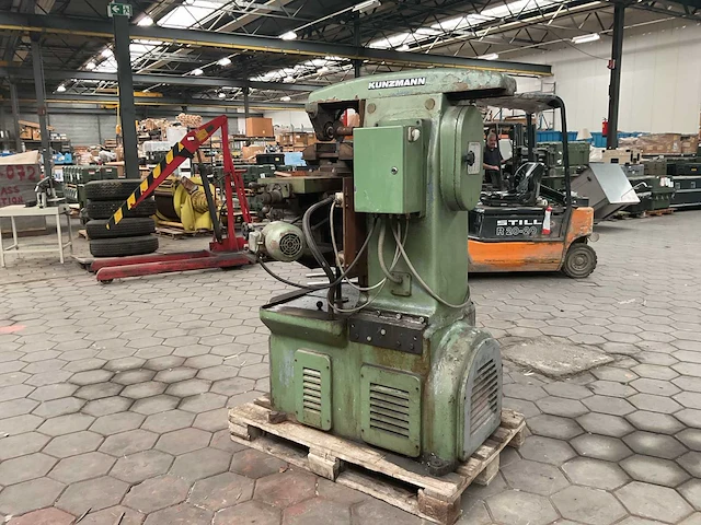1988 kunzmann hf3 freesmachine - afbeelding 6 van  11