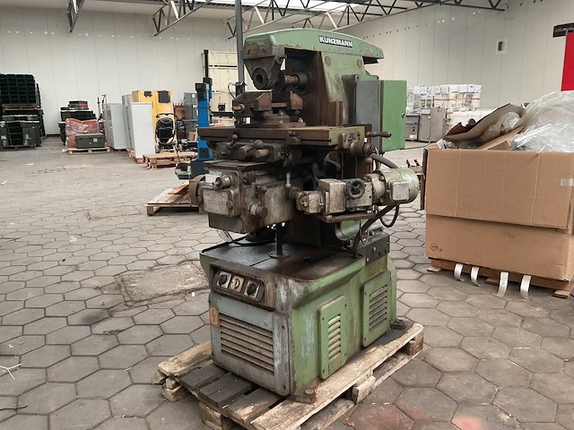 1988 kunzmann hf3 freesmachine - afbeelding 2 van  11