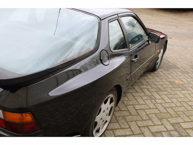 1988 porsche 944 turbo s oldtimer - afbeelding 8 van  39