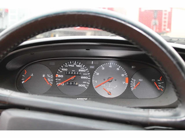 1988 porsche 944 turbo s oldtimer - afbeelding 19 van  39