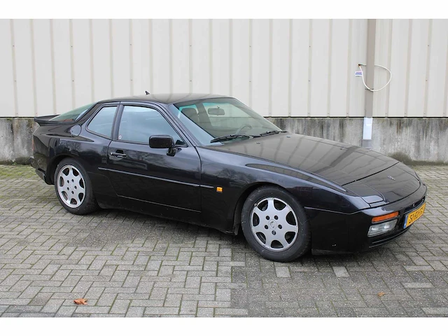 1988 porsche 944 turbo s oldtimer - afbeelding 12 van  39