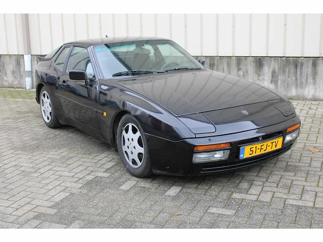 1988 porsche 944 turbo s oldtimer - afbeelding 23 van  39