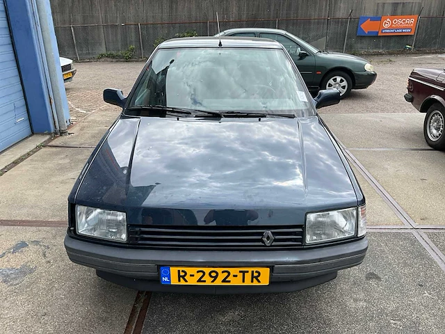 1988 renault 21 symphonie personenauto - afbeelding 9 van  16