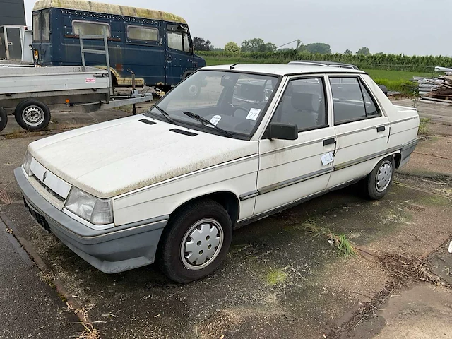 1988 renault 9 tc cheverny personenauto - afbeelding 1 van  15