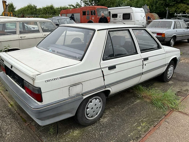 1988 renault 9 tc cheverny personenauto - afbeelding 11 van  15