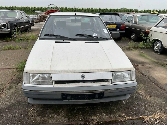 1988 renault 9 tc cheverny personenauto - afbeelding 13 van  15