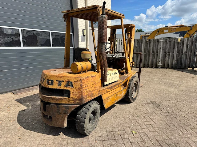 1988 toyota 3fd30 vorkheftruck - afbeelding 14 van  20