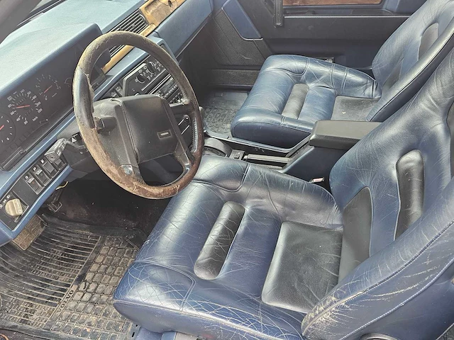 1988 volvo 780 2.8 coupé bertone - afbeelding 17 van  38