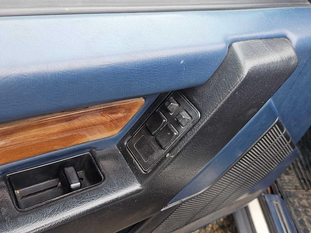 1988 volvo 780 2.8 coupé bertone - afbeelding 18 van  38
