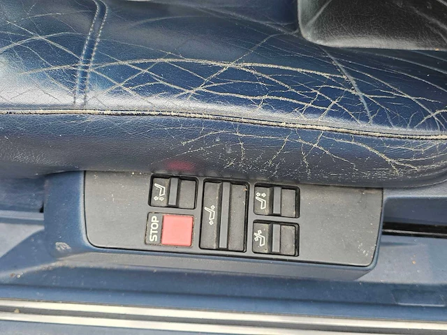 1988 volvo 780 2.8 coupé bertone - afbeelding 19 van  38