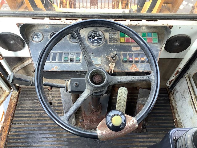 1989 - liebherr - l521 - shovel - afbeelding 2 van  20