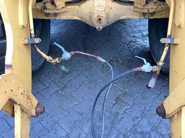 1989 - liebherr - l521 - shovel - afbeelding 19 van  20