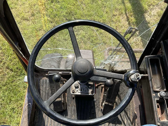 1989 atlas 1304k banden graafmachine - afbeelding 17 van  33