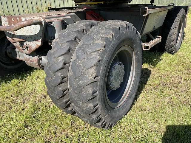 1989 atlas 1304k banden graafmachine - afbeelding 30 van  33