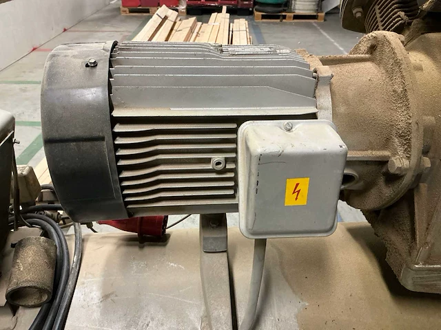 1989 atlas copco le9 uv zuigercompressor - afbeelding 4 van  22