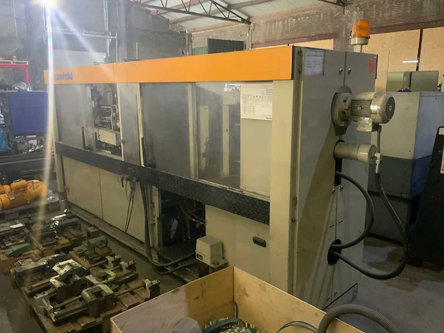 1989 battenfeld bk 850/315 spuitgietmachine - afbeelding 3 van  10