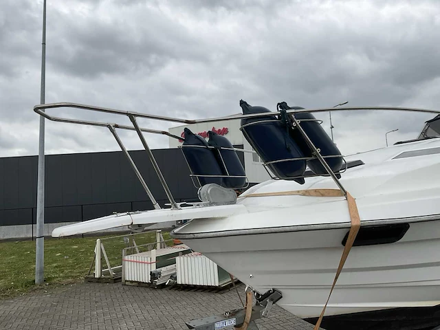 1989 bayliner 2155 motorjacht - afbeelding 9 van  43
