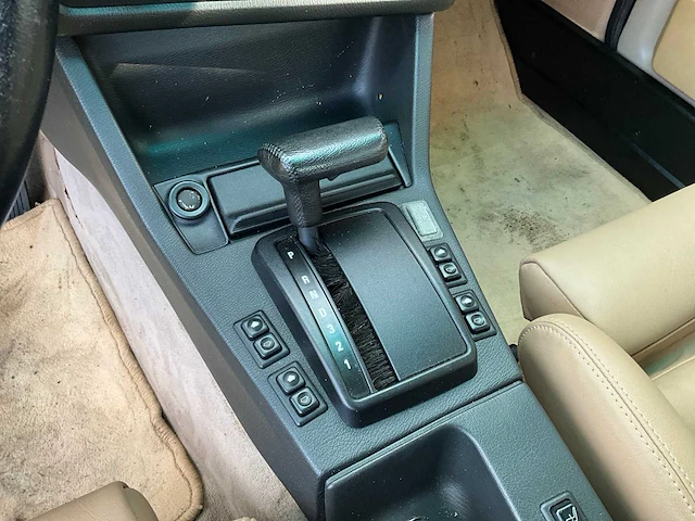 1989 bmw 3-serie 325i cabriolet, yg-82-nd - afbeelding 28 van  42