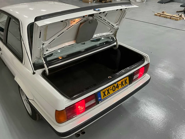 1989 bmw 3-serie e30 oldtimer - afbeelding 21 van  40