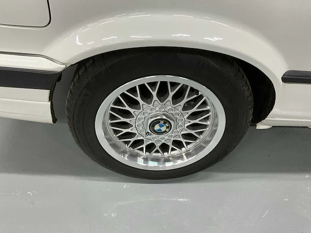 1989 bmw 3-serie e30 oldtimer - afbeelding 29 van  40