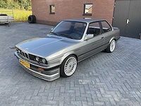 1989 bmw 320 youngtimer auto - afbeelding 12 van  33