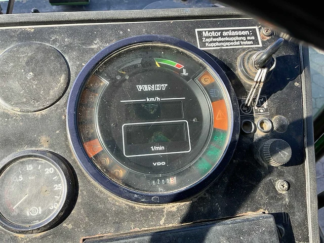 1989 fendt favorit 611 lsa turbomatik vierwielaangedreven landbouwtractor - afbeelding 20 van  40