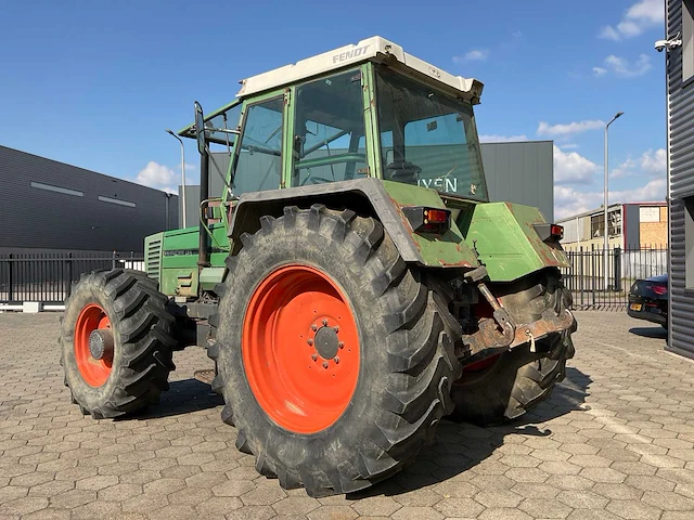 1989 fendt favorit 611 lsa turbomatik vierwielaangedreven landbouwtractor - afbeelding 4 van  40