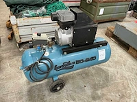 1989 huvema 50-240 luchtcompressor - afbeelding 1 van  8
