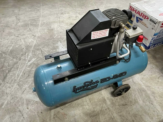 1989 huvema 50-240 luchtcompressor - afbeelding 4 van  8