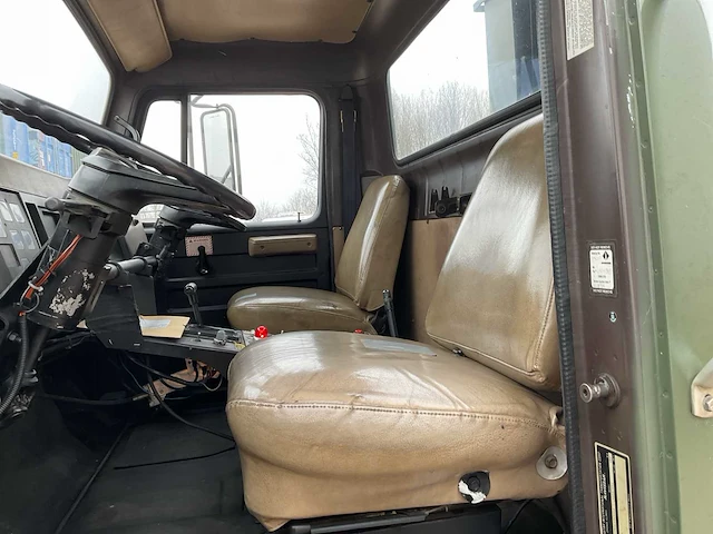 1989 international 4600 legervoertuig - afbeelding 7 van  15