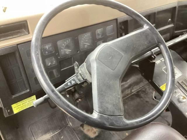 1989 international navistar vrachtwagen - afbeelding 11 van  20
