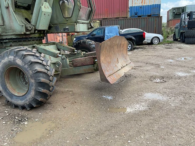 1989 john deere 690dr banden graafmachine - afbeelding 14 van  25