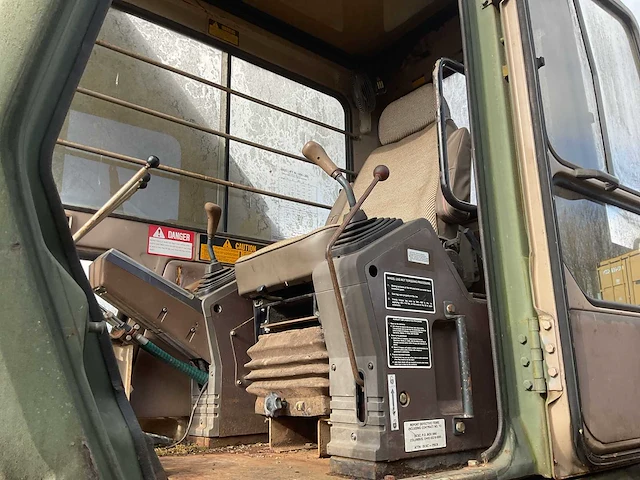 1989 john deere 690dr banden graafmachine - afbeelding 18 van  25