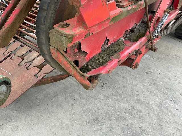 1989 kverneland un2200 aardappelrooier - afbeelding 15 van  39