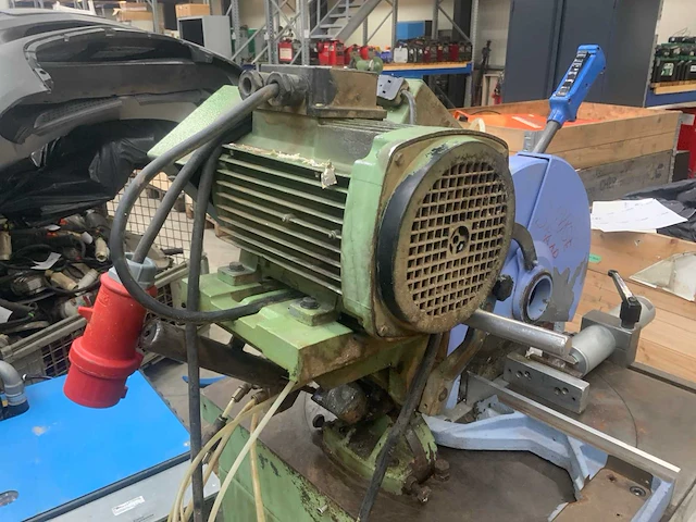 1989 mep cobra 350 afkortcirkelzaagmachine - afbeelding 12 van  13