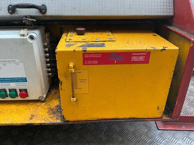 1989 munsters hld600 hydraulische ladderkraan inclusief zelf kiepende bak aluminium - afbeelding 17 van  36