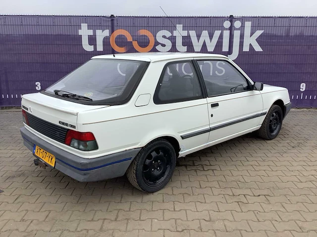 1989 peugeot - 309 - 1.4 xr plus - personenauto - afbeelding 5 van  10