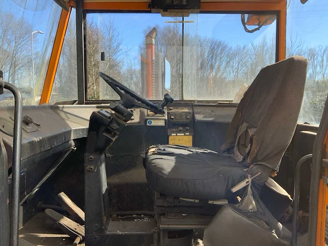 1989 sisu tr-160al2 4x4 / 2800 terminal trekker met zwaarlast oplegger - afbeelding 7 van  31