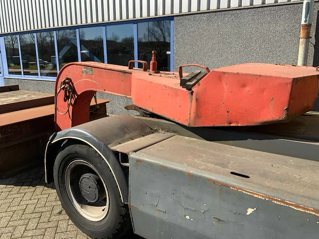 1989 sisu tr-160al2 4x4 / 2800 terminal trekker met zwaarlast oplegger - afbeelding 18 van  31