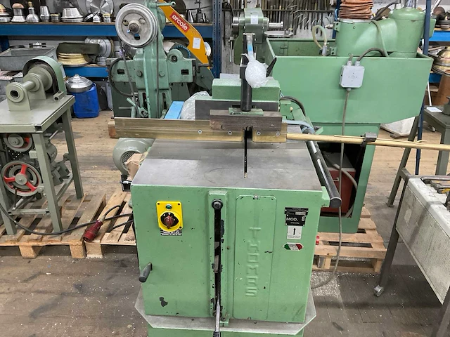 1989 thomas 8 special afkortcirkelzaagmachine - afbeelding 4 van  10